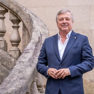 Construir confiança, executar futuro