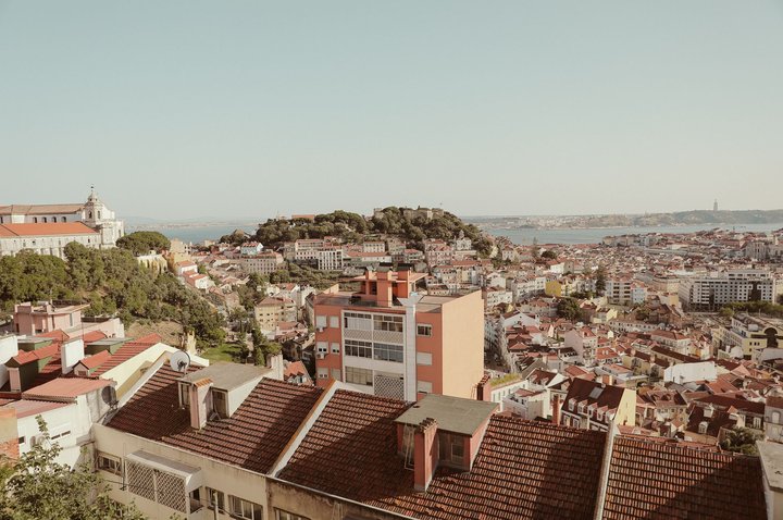 Mudanças no arrendamento aprovadas com abstenção do Chega