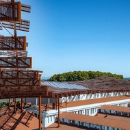 EMERGE: da reabilitação de edifícios à construção de cidade