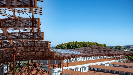 EMERGE: da reabilitação de edifícios à construção de cidade